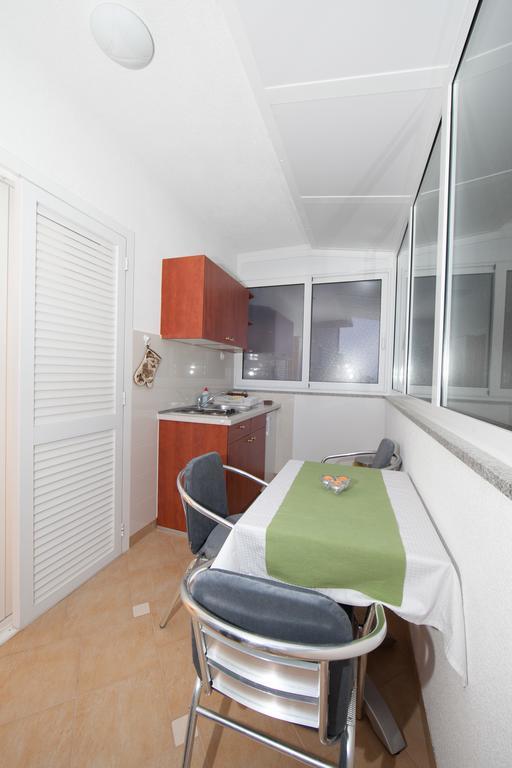 Apartments Saric Baška Voda エクステリア 写真